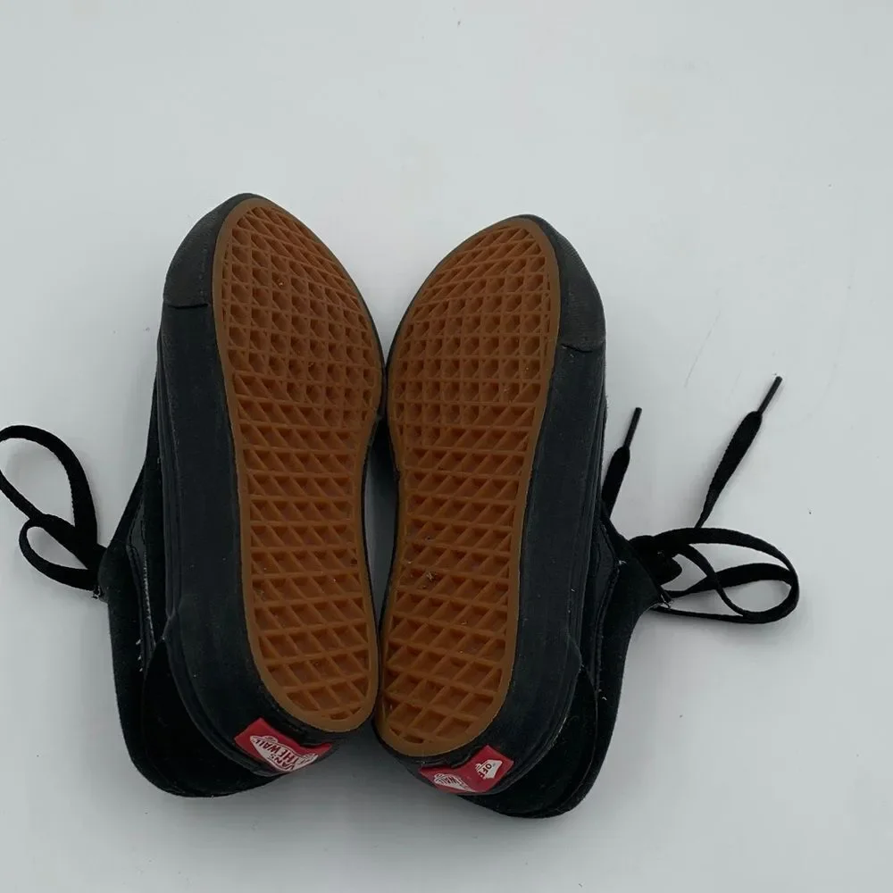 Vans Classic All-Black Low-Top Sneakers | Men’s Size 5 | Skate & Casual Shoes
